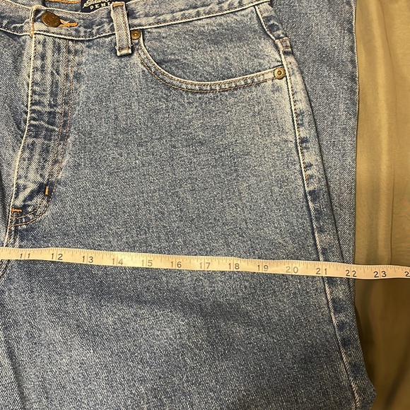 Vintage Eddie Bauer Jeans - Picture 5 of 6